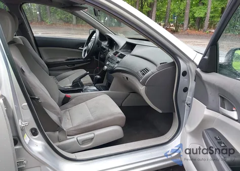 2009 Honda Accord 2.4 Lx-P from USA, damaged, VIN 1HGCP26479A162697